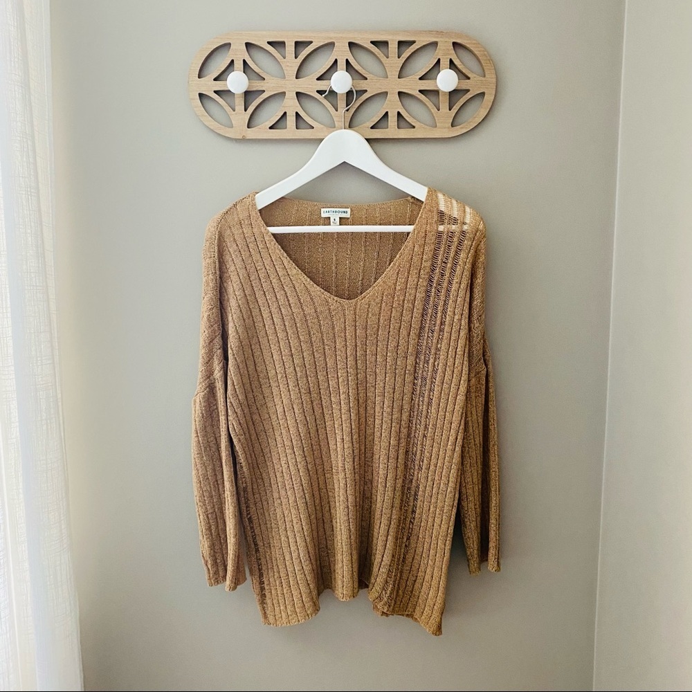 EARTHBOUND V-Neck Sweater Tan Sz Small